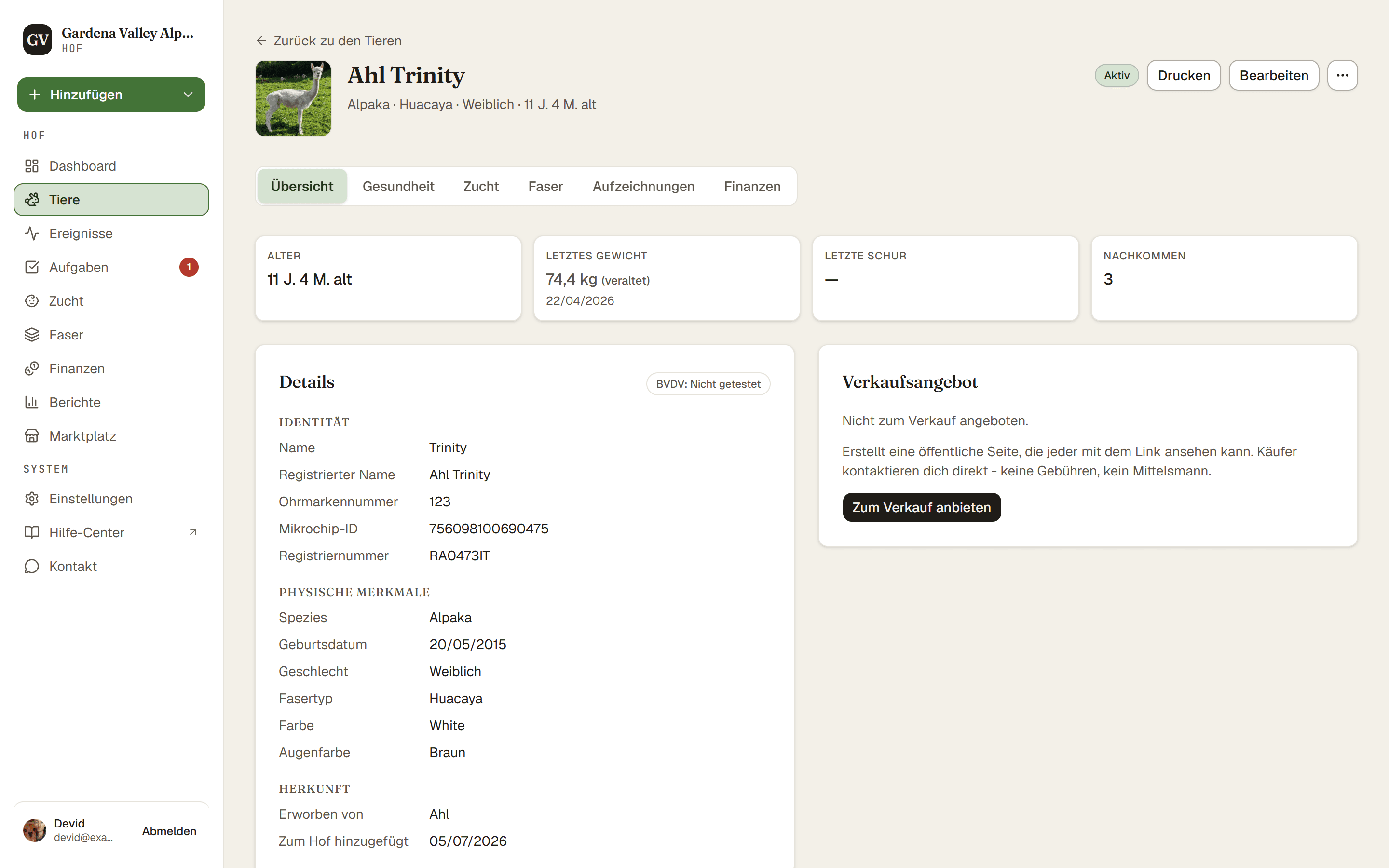 Ein Tierprofil mit den sechs Tabs oben und geöffnetem Tab Übersicht